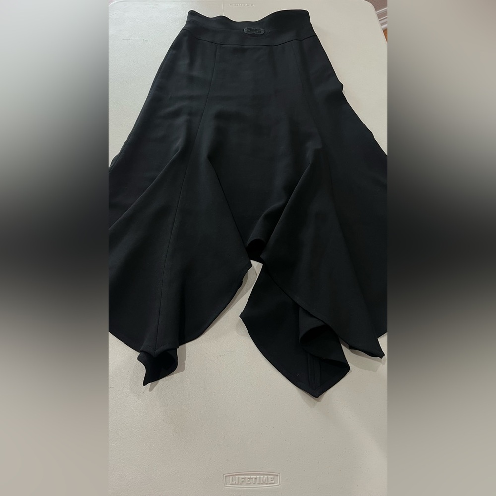 ESCADA BLACK SKIRT SIZE 32 MADE IN ROMANIA